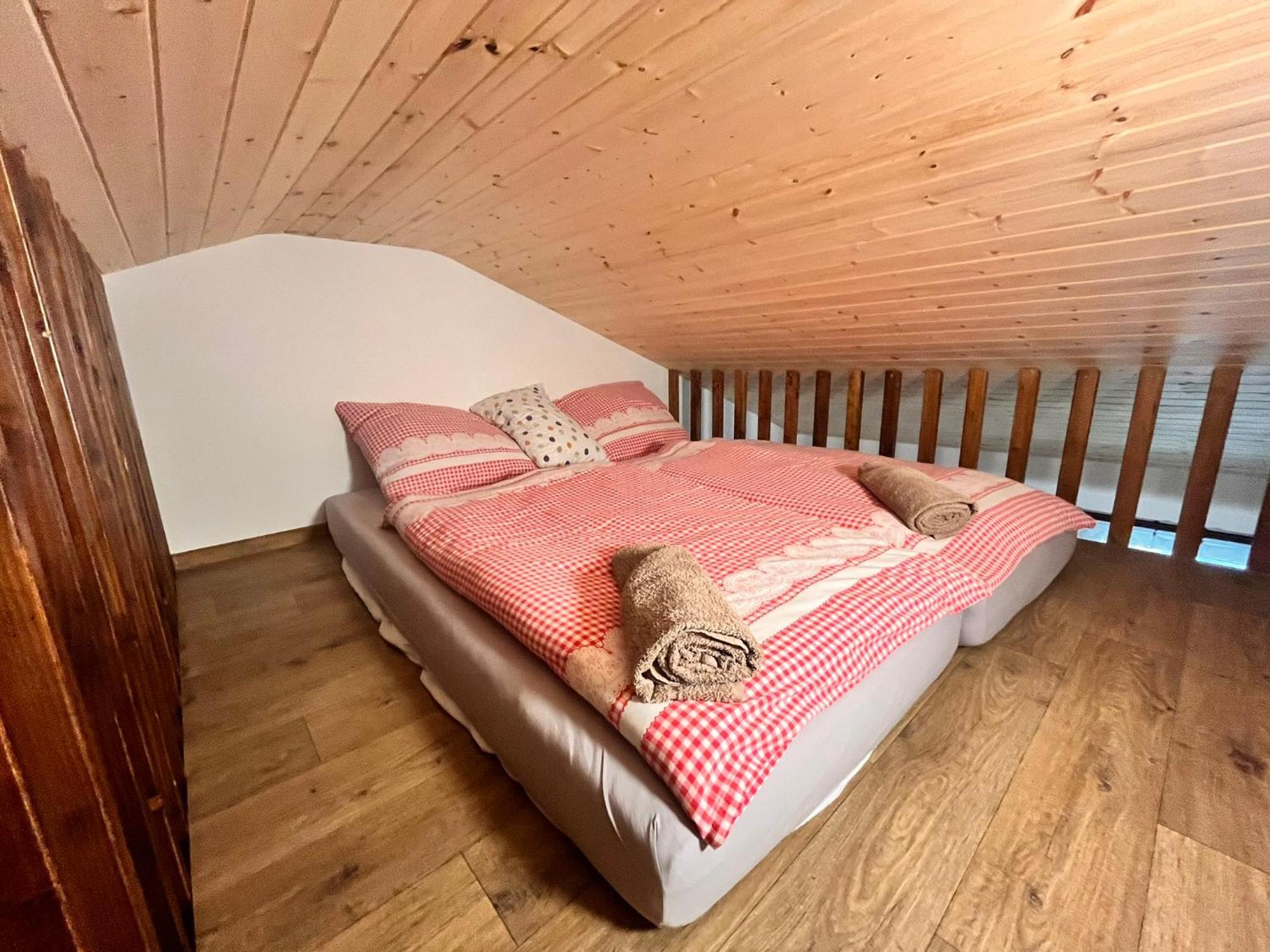 Chata Pod Houbovym Vrchem 2 Horni Plana Exterior photo
